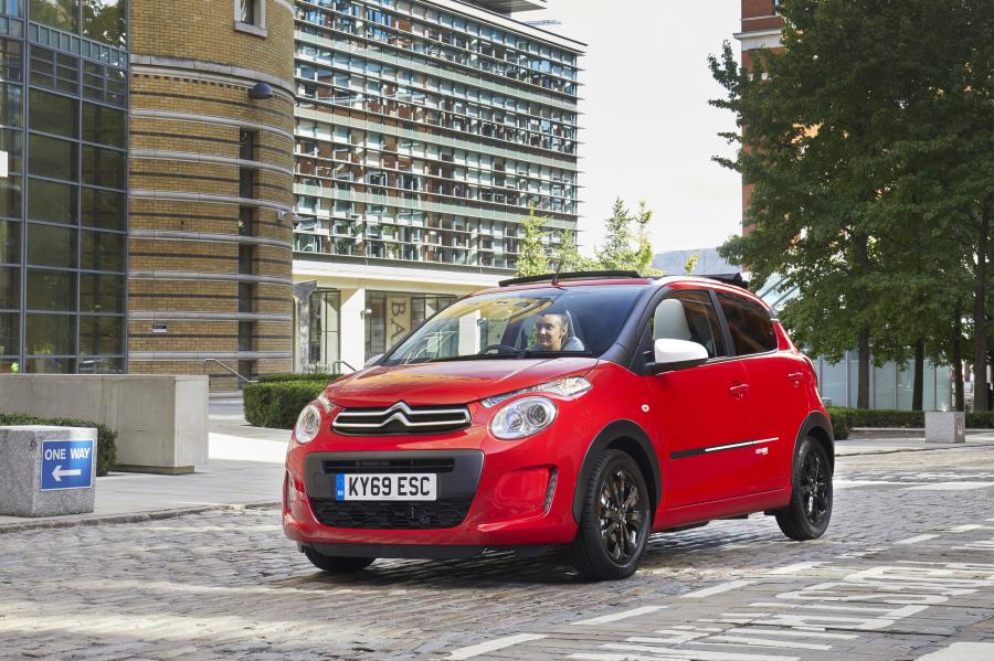  Citroen C1 Urban Ride 2018 года  (UK) (фото 11 из 13)